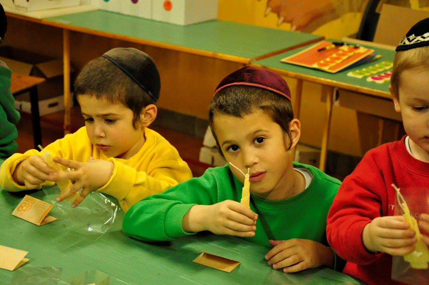 גלריית מאחורי הדבש – תמונה 214