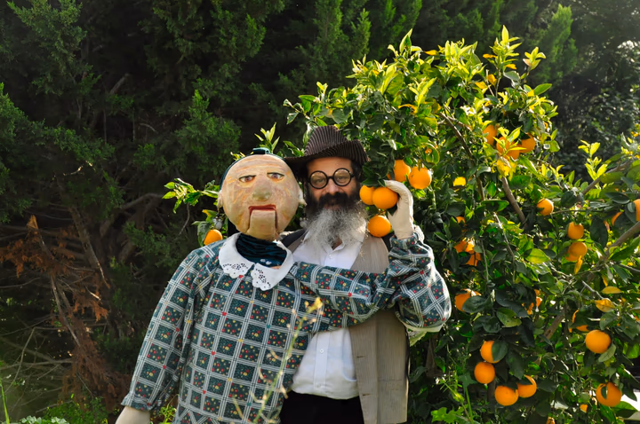 גלריית מאחורי הדבש – תמונה 92