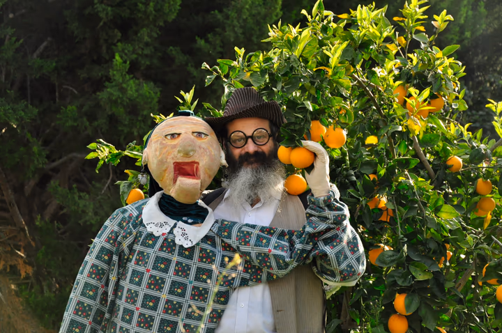 גלריית מאחורי הדבש – תמונה 93