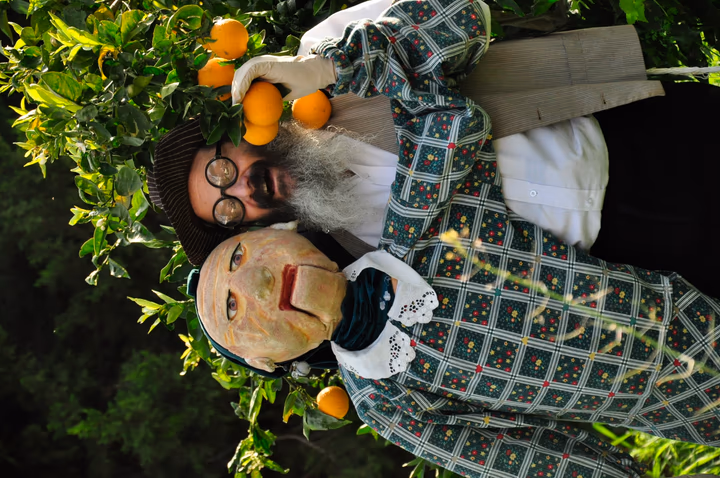 גלריית מאחורי הדבש – תמונה 97