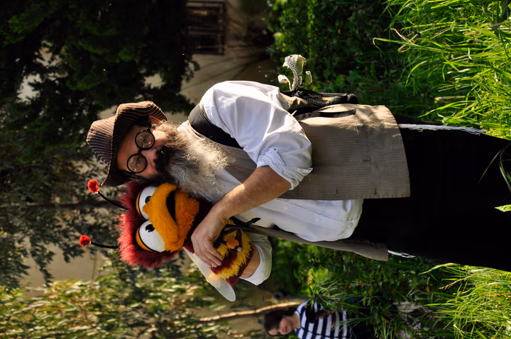 גלריית מאחורי הדבש – תמונה 294