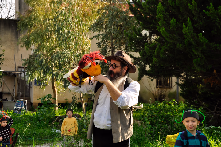 גלריית מאחורי הדבש – תמונה 424