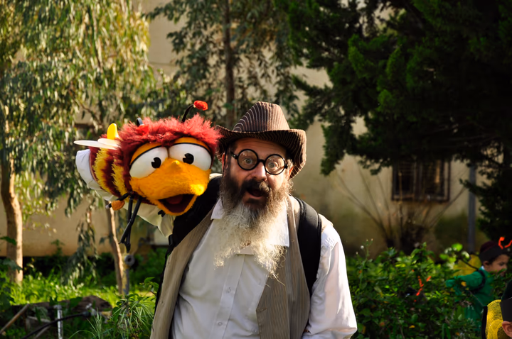 גלריית מאחורי הדבש – תמונה 259