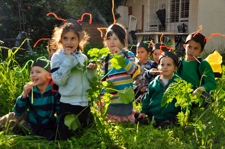 גלריית מאחורי הדבש – תמונה 370