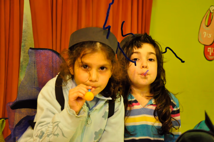 גלריית מאחורי הדבש – תמונה 34