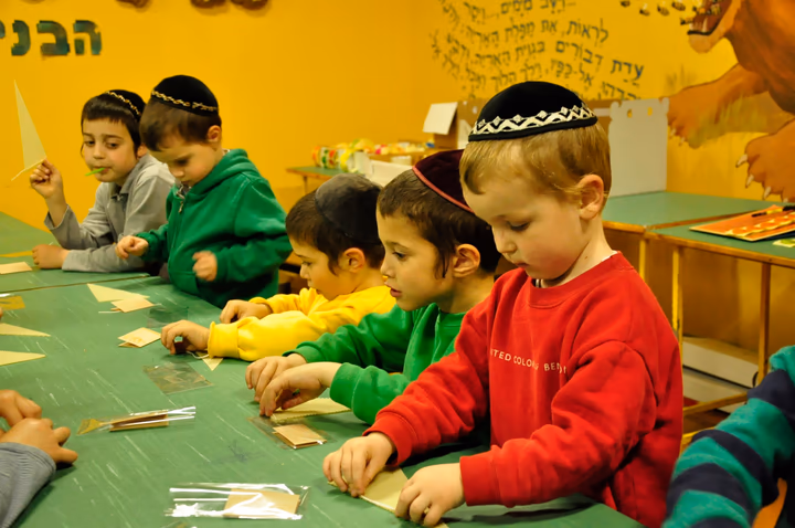 גלריית מאחורי הדבש – תמונה 23