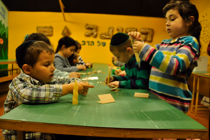 גלריית מאחורי הדבש – תמונה 324